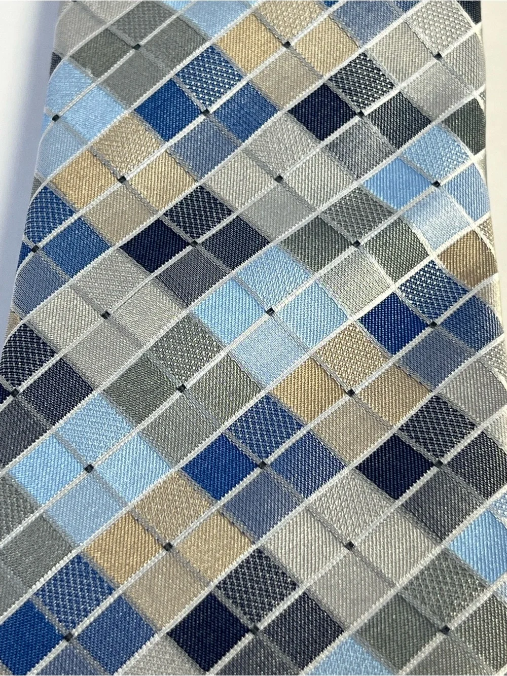 Geoffrey Beene Plaid Check Woven Men’s Tie Blue Gray Tan Polyester Geometric